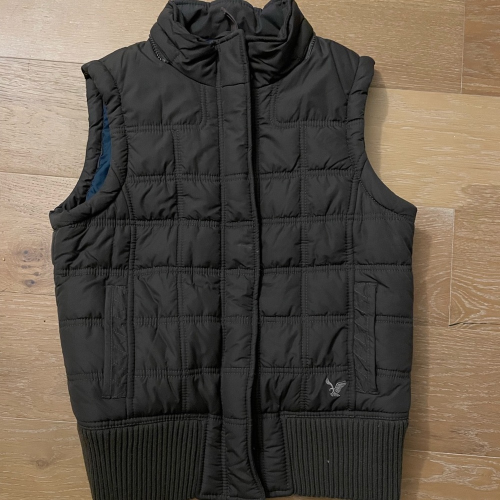 AE Vest